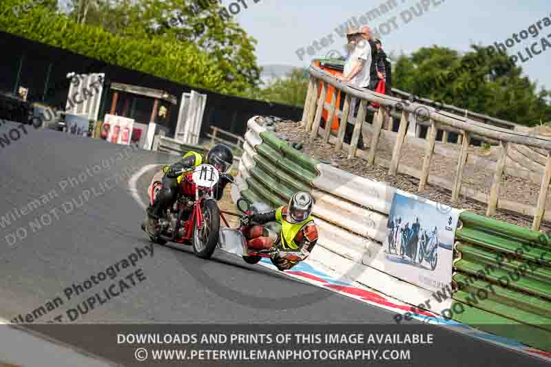 Vintage motorcycle club;eventdigitalimages;mallory park;mallory park trackday photographs;no limits trackdays;peter wileman photography;trackday digital images;trackday photos;vmcc festival 1000 bikes photographs